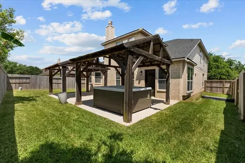 2506 Shady Falls Lane Pearland TX 77584