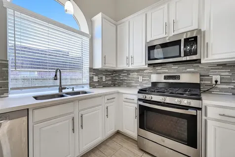 17711 Shelby Oaks Circle Richmond TX 77407