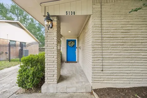 5130 Kingfisher Drive Houston TX 77035