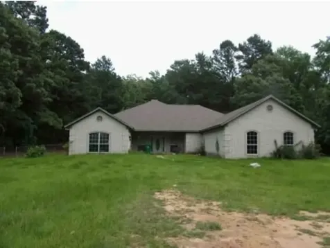 4924 W Oak Street Palestine TX 75801