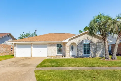 3206 Pine Street Galveston TX 77551