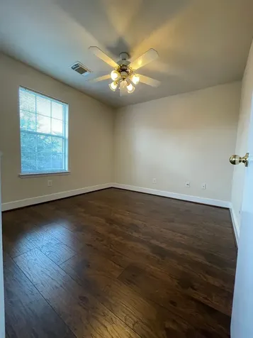 11928 Prior Park Houston TX 77047