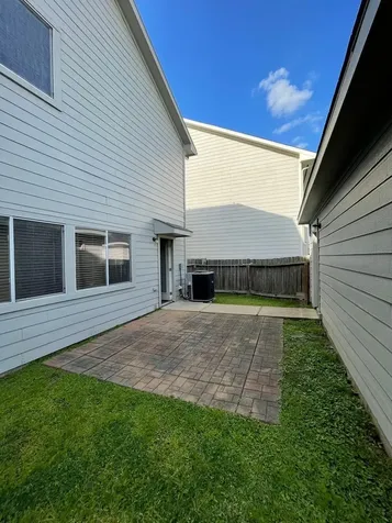 11928 Prior Park Houston TX 77047