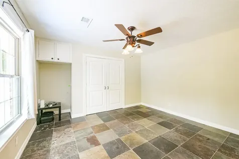 201 Meadowlawn Street Shoreacres TX 77571