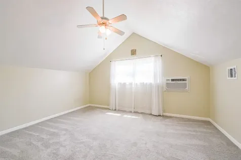 201 Meadowlawn Street Shoreacres TX 77571