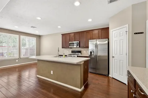 154 W Burberry Circle The Woodlands TX 77384