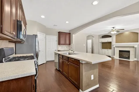 154 W Burberry Circle The Woodlands TX 77384