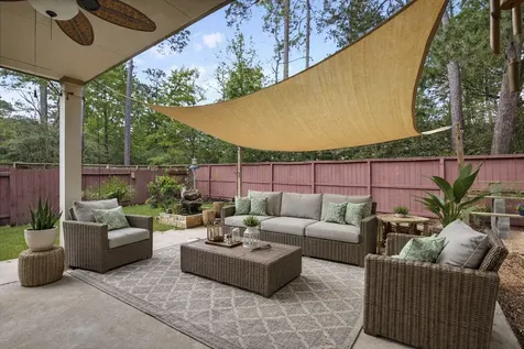 154 W Burberry Circle The Woodlands TX 77384