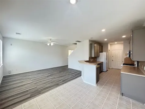 5715 Vinemont Lane Houston TX 77084