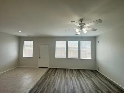 5715 Vinemont Lane Houston TX 77084