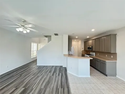 5715 Vinemont Lane Houston TX 77084