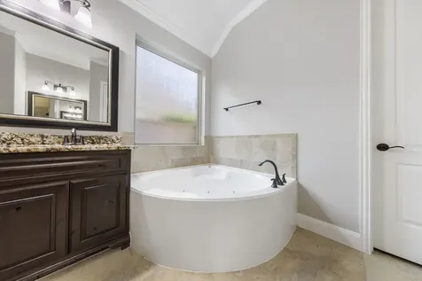 103 S Vershire Circle Magnolia TX 77354