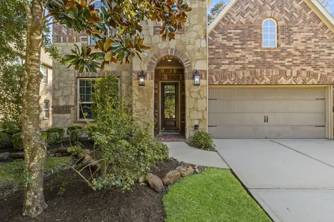 103 S Vershire Circle Magnolia TX 77354