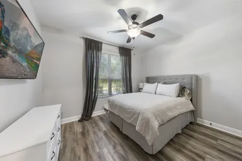 103 S Vershire Circle Magnolia TX 77354