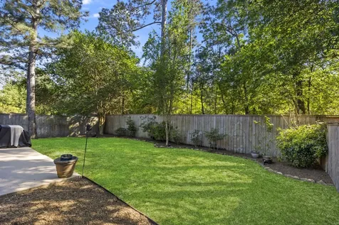 103 S Vershire Circle Magnolia TX 77354