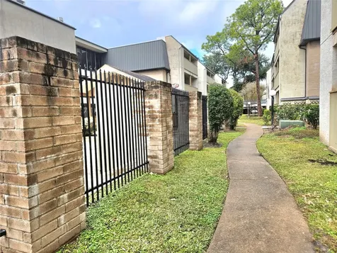 8421 Hearth Drive 21 Houston TX 77054