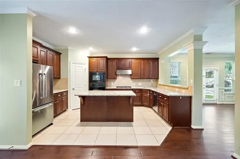 2626 Couch Street Houston TX 77008