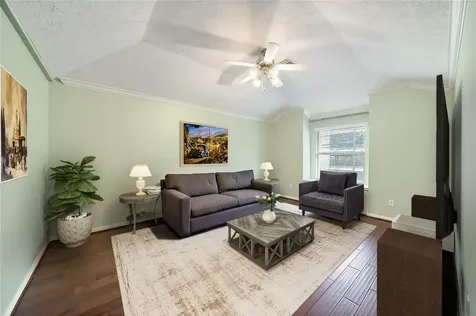 2626 Couch Street Houston TX 77008