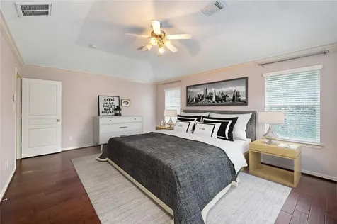 2626 Couch Street Houston TX 77008