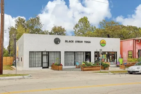 2626 Couch Street Houston TX 77008