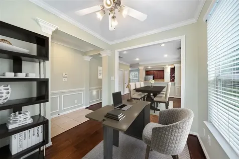 2626 Couch Street Houston TX 77008