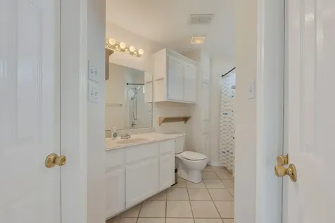 501 Riggs Street Brenham TX 77833