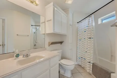 501 Riggs Street Brenham TX 77833