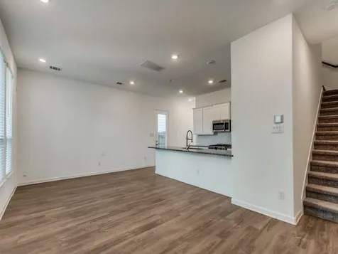 4727 Glen Isle Drive Houston TX 77009