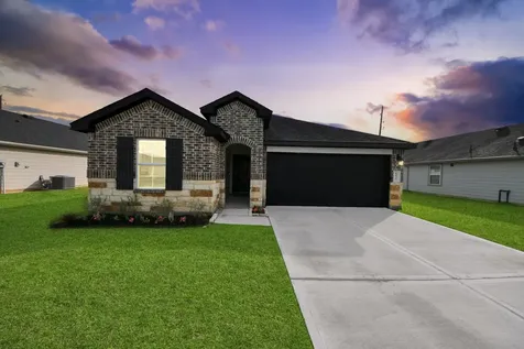 1137 Buffalograss Trail Sealy TX 77474