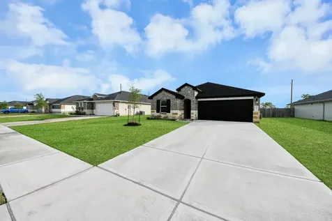 1137 Buffalograss Trail Sealy TX 77474