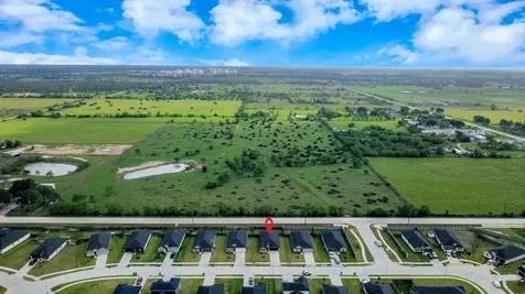 1137 Buffalograss Trail Sealy TX 77474