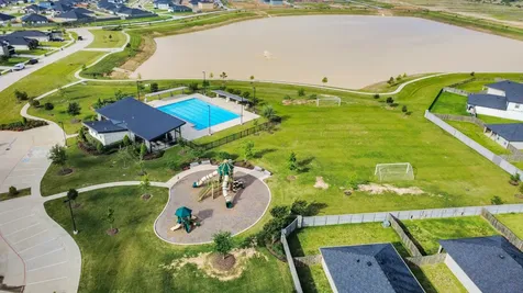 1137 Buffalograss Trail Sealy TX 77474