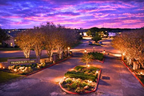 18800 Egret Bay Boulevard 808 Webster TX 77058