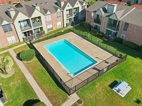 18800 Egret Bay Boulevard 808 Webster TX 77058
