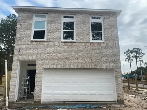 764 W Tidwell Street Houston TX 77091