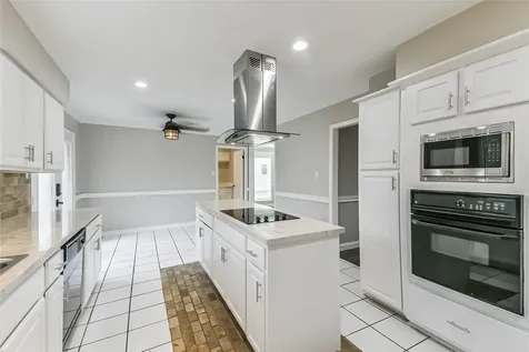 5115 Green Springs Drive Houston TX 77066