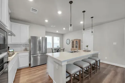 1123 Five T Lane Tomball TX 77375