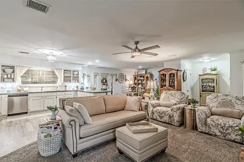 2103 Taylor Street Waller TX 77484