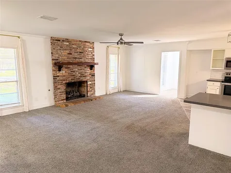 2103 Taylor Street Waller TX 77484