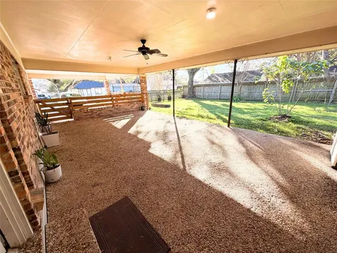 2103 Taylor Street Waller TX 77484