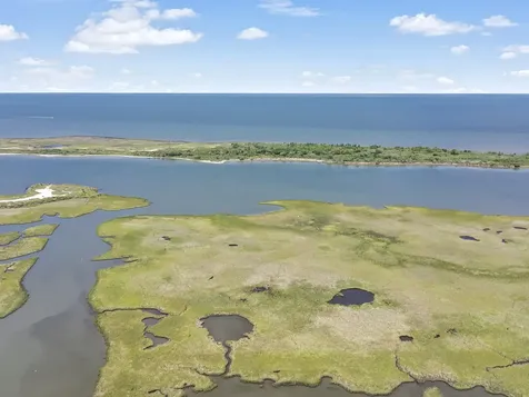 2169 Highway 87 Crystal Beach TX 77650