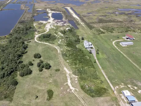2169 Highway 87 Crystal Beach TX 77650