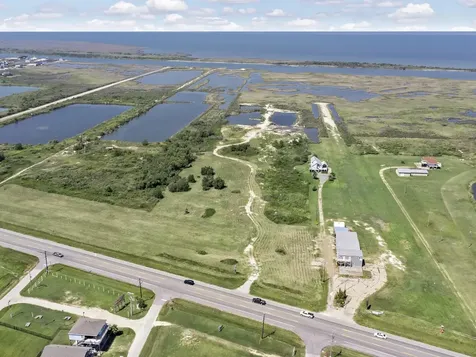 2169 Highway 87 Crystal Beach TX 77650