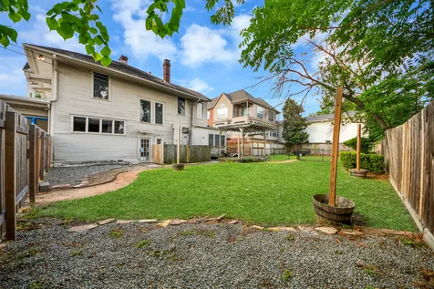 2014 Commonwealth Street Houston TX 77006