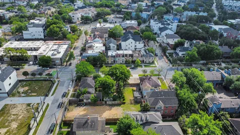 2014 Commonwealth Street Houston TX 77006