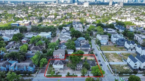 2014 Commonwealth Street Houston TX 77006