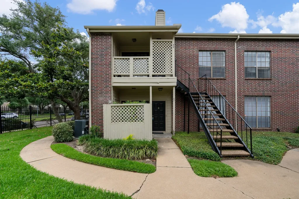 8055 Cambridge Street 87 Houston TX 77054