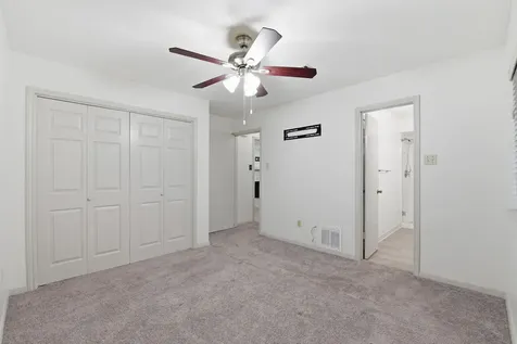 2402 Sycamore Avenue B1 Huntsville TX 77340