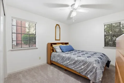 2402 Sycamore Avenue B1 Huntsville TX 77340