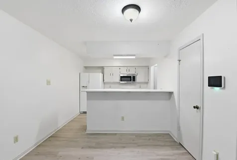 2402 Sycamore Avenue B1 Huntsville TX 77340